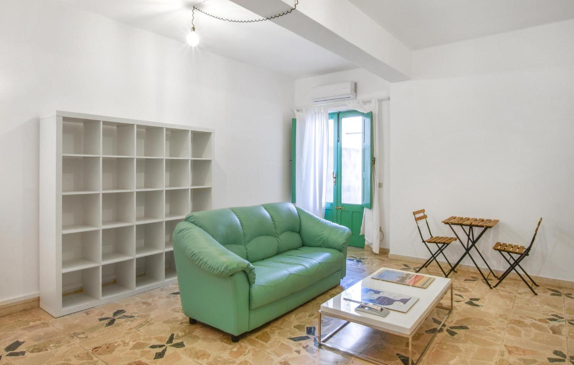 2 Bedroom Cozy Apartment In San Ferdinando Eksteriør bilde